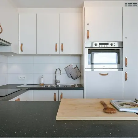 Huswell - Bright Seaview In Apartment Ostend