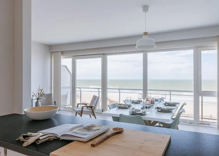 Huswell - Bright Seaview In Appartement