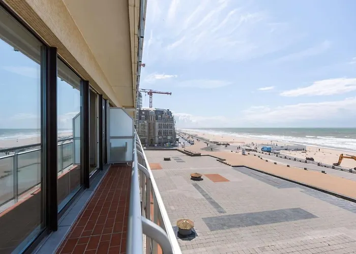 Huswell - Bright Seaview In *